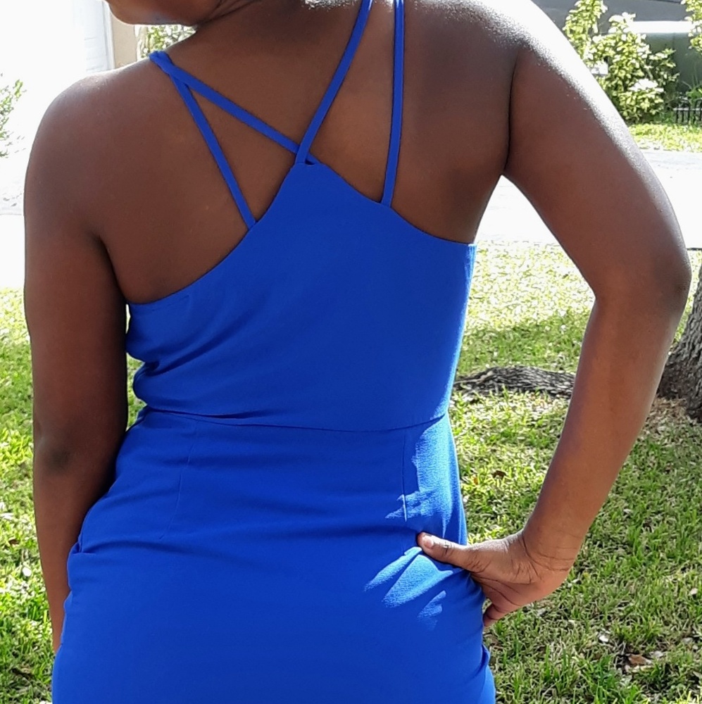 Dress - Picture 2 of 4